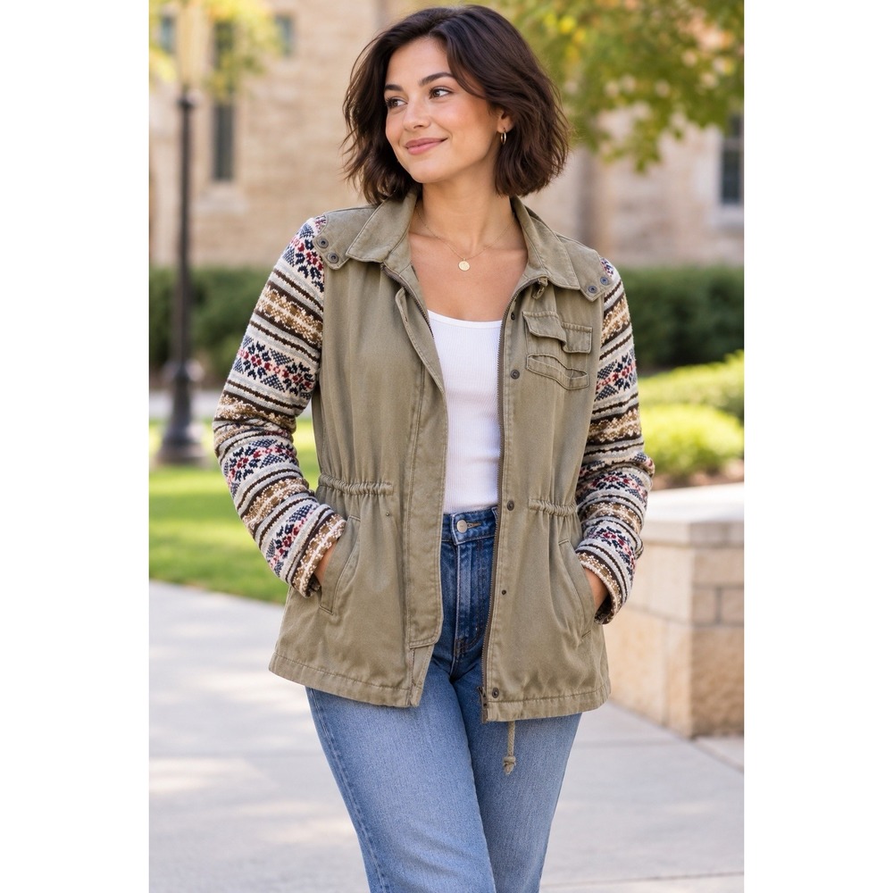 Hem & Thread Woman's Utility Jacket Khacki Fair Isle Sleeves Zip Hooded Medium